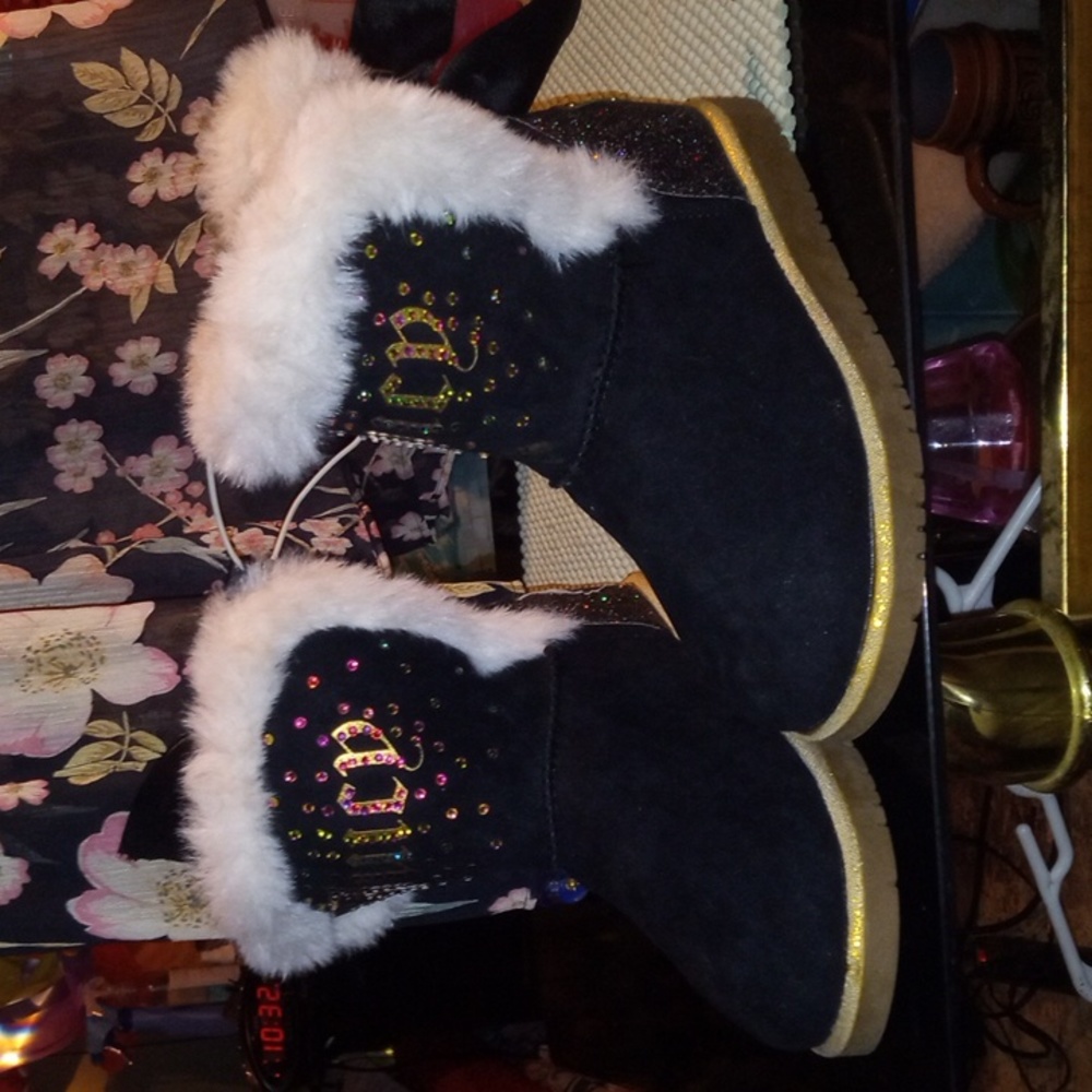 Juicy boots